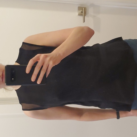 Eenvoud Black Sleeveless Top with mesh - Picture 5 of 6